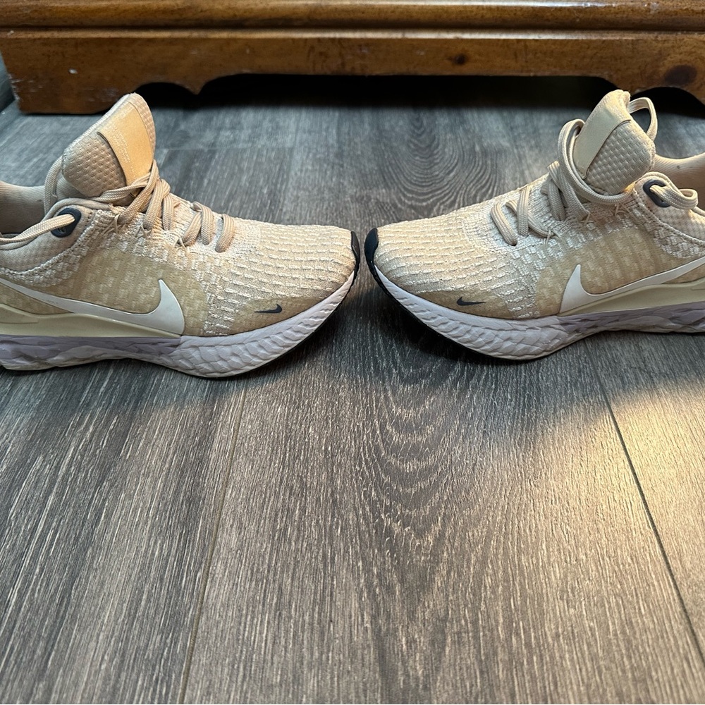 Women’s size 6 Nike Tan Athletic Sneakers